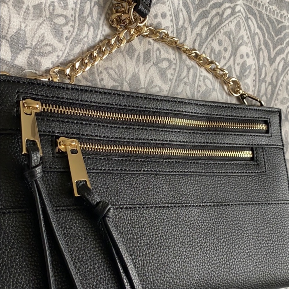 ⚠️DONATED ⚠️BLK Crossbody Bag🖤